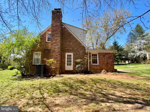 Exterior - 3405 Colonial Ct, Olney, MD 20832 photo 5 of 5