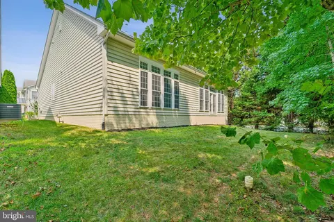 Exterior - 3825 Glen Eagles Dr, Silver Spring, MD 20906 photo 3 of 4