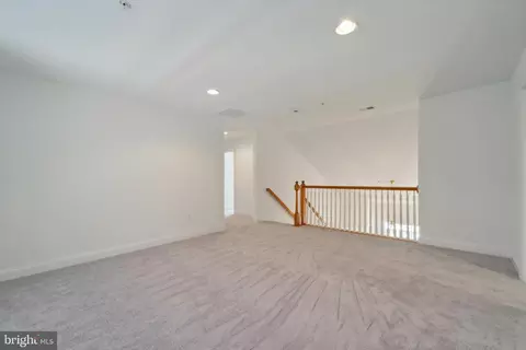 Entry Way - 3825 Glen Eagles Dr, Silver Spring, MD 20906 photo 9 of 10