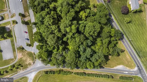 Beallsville Road, Poolesville, MD 20837 photo 2
