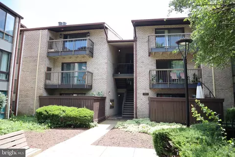 10022 Stedwick Rd #102, Montgomery Village, MD 20886