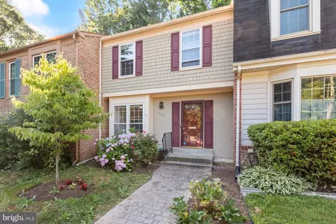 10037 Maple Leaf Dr, Montgomery Village, MD 20886