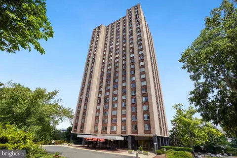 9701 Fields Rd #1208, Gaithersburg, MD 20878