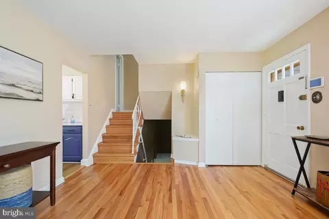 Entry Way - 12706 Barbara Rd, Silver Spring, MD 20906 photo 2 of 4