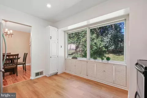 Entry Way - 12706 Barbara Rd, Silver Spring, MD 20906 photo 3 of 4