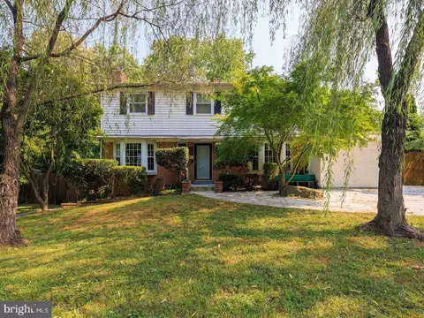 2608 Woodedge Rd, Silver Spring, MD 20906