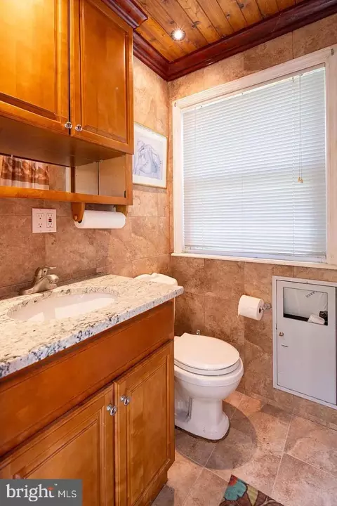 Bath - 2608 Woodedge Rd, Silver Spring, MD 20906 photo 2 of 9