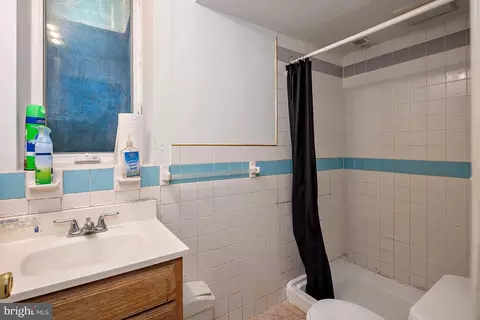 Bath - 2608 Woodedge Rd, Silver Spring, MD 20906 photo 7 of 9