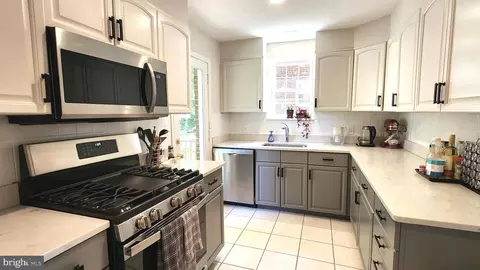 2703 Elnora St, Silver Spring, MD 20902 photo 11