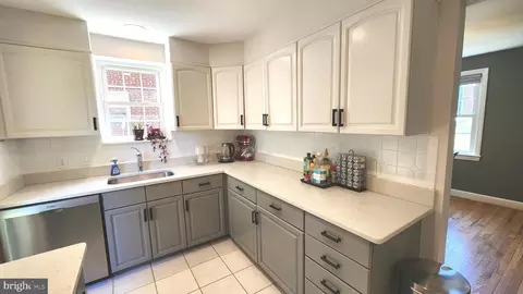 2703 Elnora St, Silver Spring, MD 20902 photo 9
