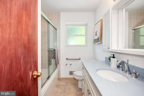 1707 Priscilla Dr, Silver Spring, MD 20904 photo 39