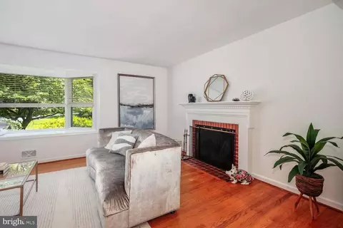1707 Priscilla Dr, Silver Spring, MD 20904 photo 9