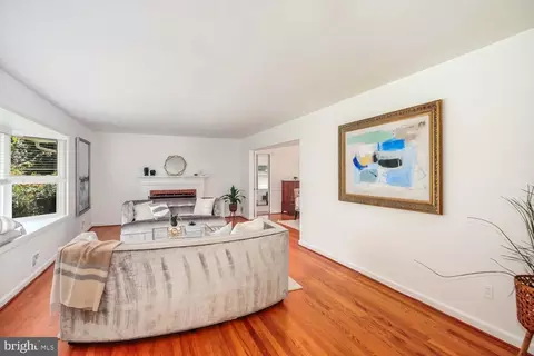 1707 Priscilla Dr, Silver Spring, MD 20904 photo 5