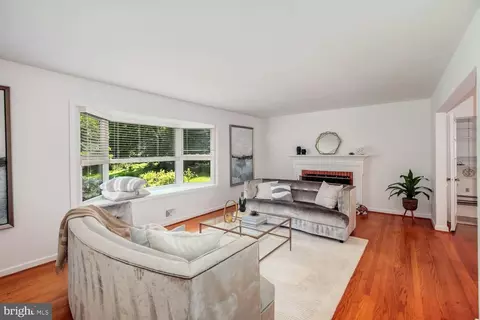 1707 Priscilla Dr, Silver Spring, MD 20904 photo 6