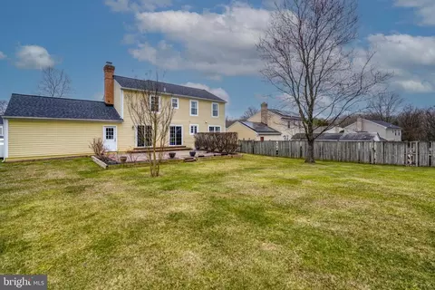 Exterior - 1609 Mithering Ln, Silver Spring, MD 20905 photo 9 of 10