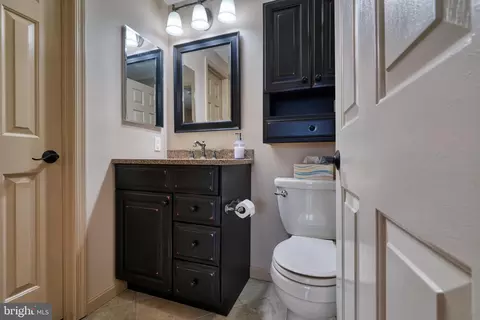 Bath - 1609 Mithering Ln, Silver Spring, MD 20905 photo 7 of 8