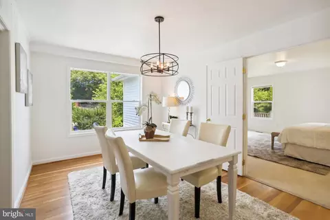 Dining - 17 Piping Rock Dr, Silver Spring, MD 20905 photo 2 of 3