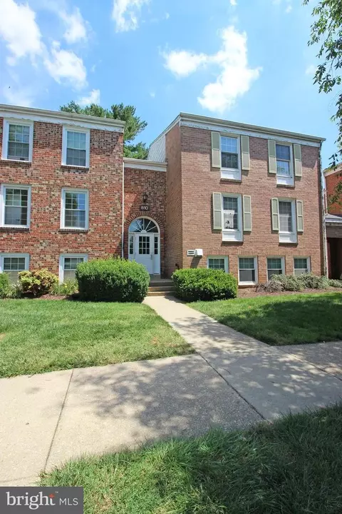 810 Quince Orchard Blvd #101, Gaithersburg, MD 20878
