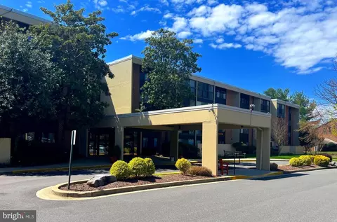 2921 N Leisure World Blvd #1-428, Silver Spring, MD 20906