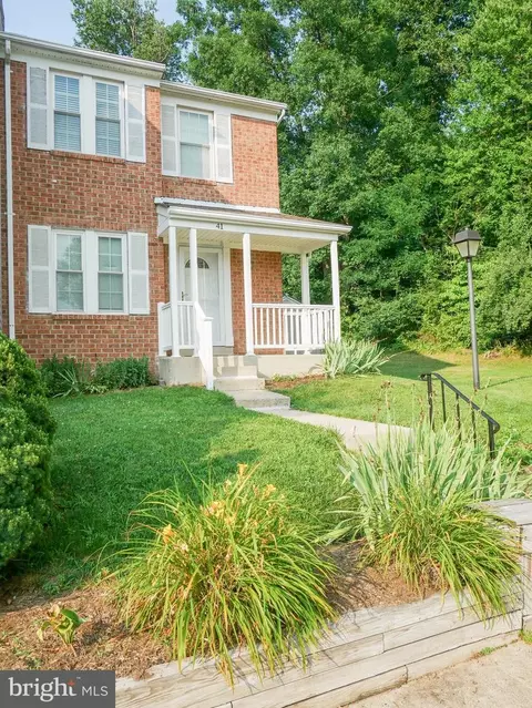 41 Cross Laurel Ct, Germantown, MD 20876