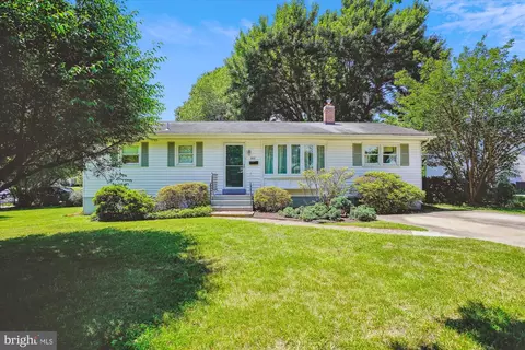 803 Lincoln St, Rockville, MD 20850