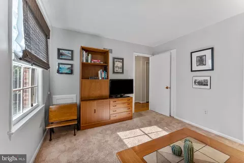 9520 Clement Rd, Silver Spring, MD 20910 photo 38