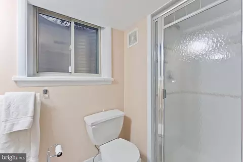 9520 Clement Rd, Silver Spring, MD 20910 photo 51