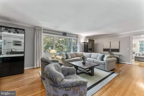 9520 Clement Rd, Silver Spring, MD 20910 photo 6