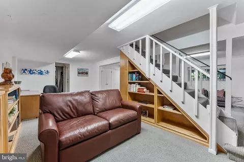 9520 Clement Rd, Silver Spring, MD 20910 photo 47