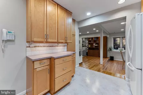 9520 Clement Rd, Silver Spring, MD 20910 photo 19