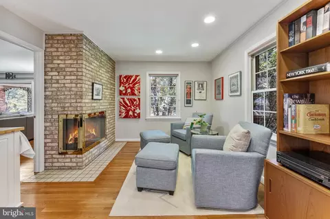 9520 Clement Rd, Silver Spring, MD 20910 photo 25