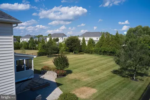Exterior - 17605 Shores, Poolesville, MD 20837 photo 3 of 11