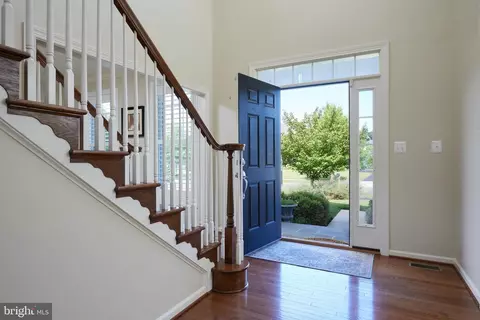 Entry Way - 17605 Shores, Poolesville, MD 20837 photo 2 of 8