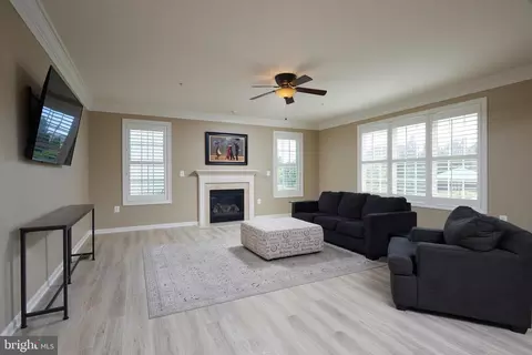 Living - 17605 Shores, Poolesville, MD 20837 photo 2 of 7