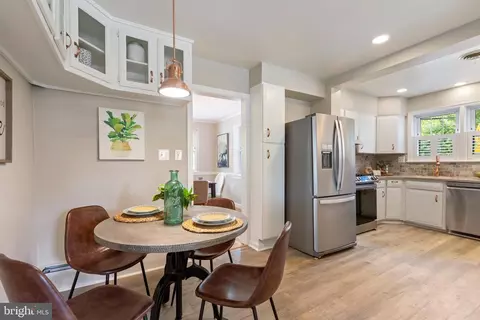 10009 Forest Grove Dr, Silver Spring, MD 20902 photo 12