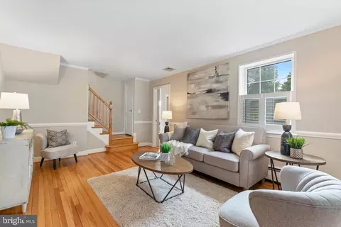 10009 Forest Grove Dr, Silver Spring, MD 20902 photo 6