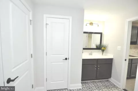 9505 Garwood St, Silver Spring, MD 20901 photo 21