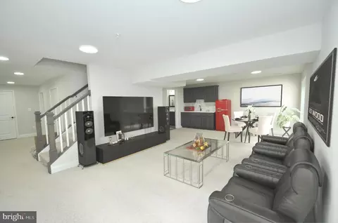 9505 Garwood St, Silver Spring, MD 20901 photo 19