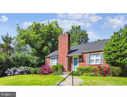 10102 Crestwood Rd, Kensington, MD 20895