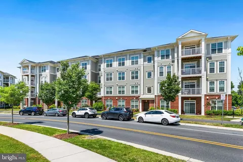 3825 Doc Berlin Dr #23, Silver Spring, MD 20906 photo 2