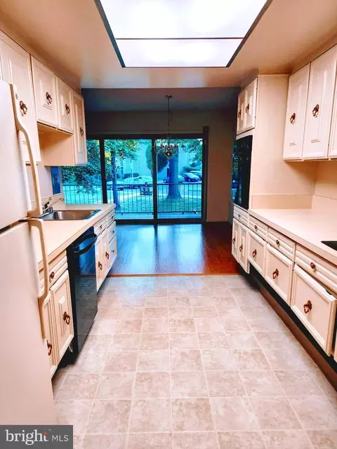 Kitchen - 3350 Gleneagles Dr #70-2A, Silver Spring, MD 20906 photo 1 of 3