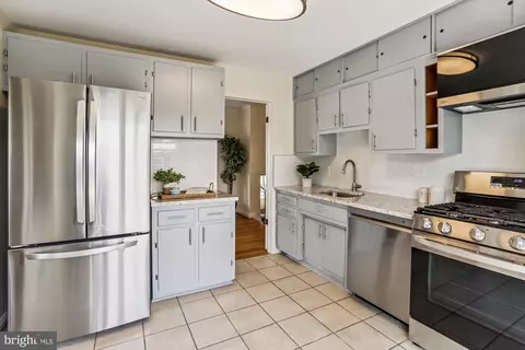Kitchen - 12927 Valleywood Dr, Silver Spring, MD 20906 photo 1 of 4