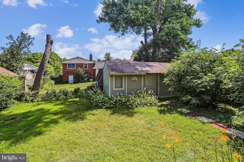 Exterior - 12927 Valleywood Dr, Silver Spring, MD 20906 photo 7 of 7