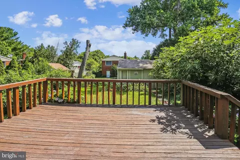 Exterior - 12927 Valleywood Dr, Silver Spring, MD 20906 photo 5 of 7