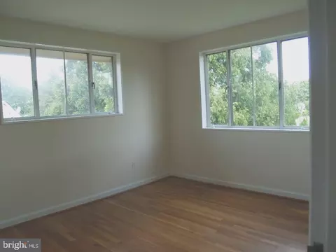 Bedroom - 12927 Valleywood Dr, Silver Spring, MD 20906 photo 1 of 10