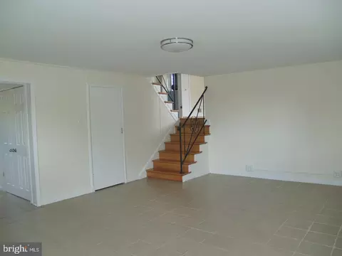 Living - 12927 Valleywood Dr, Silver Spring, MD 20906 photo 8 of 12