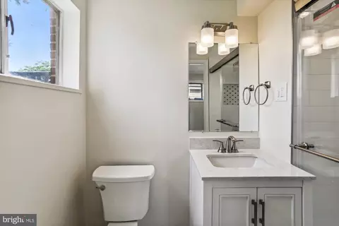 Bath - 12927 Valleywood Dr, Silver Spring, MD 20906 photo 6 of 7