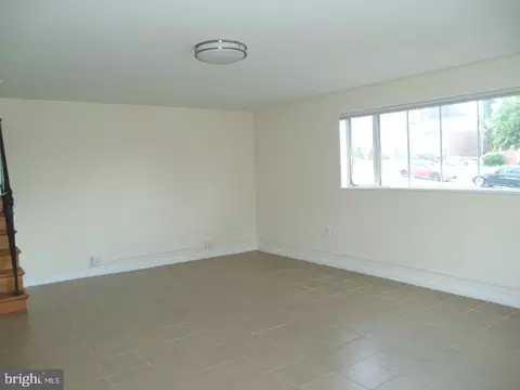 Living - 12927 Valleywood Dr, Silver Spring, MD 20906 photo 9 of 12