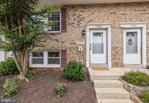 17680 Kohlhoss Rd, Poolesville, MD 20837 photo 2
