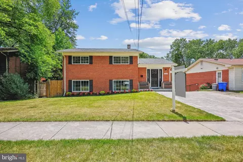 408 Waterford Rd, Silver Spring, MD 20901 photo 2